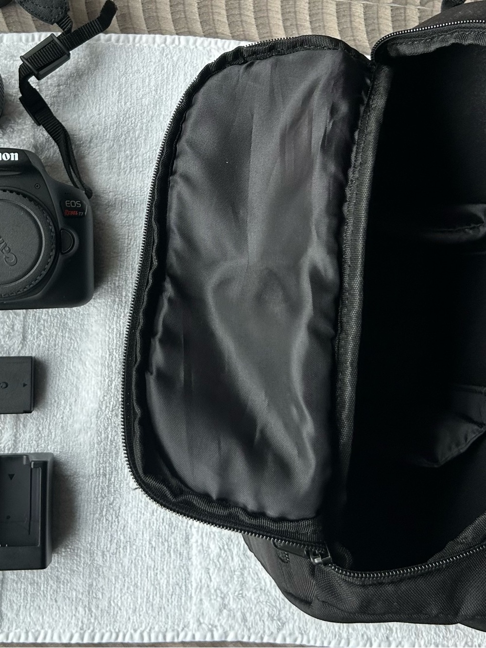 Canon Black Camera Kit with Bag and Batteries